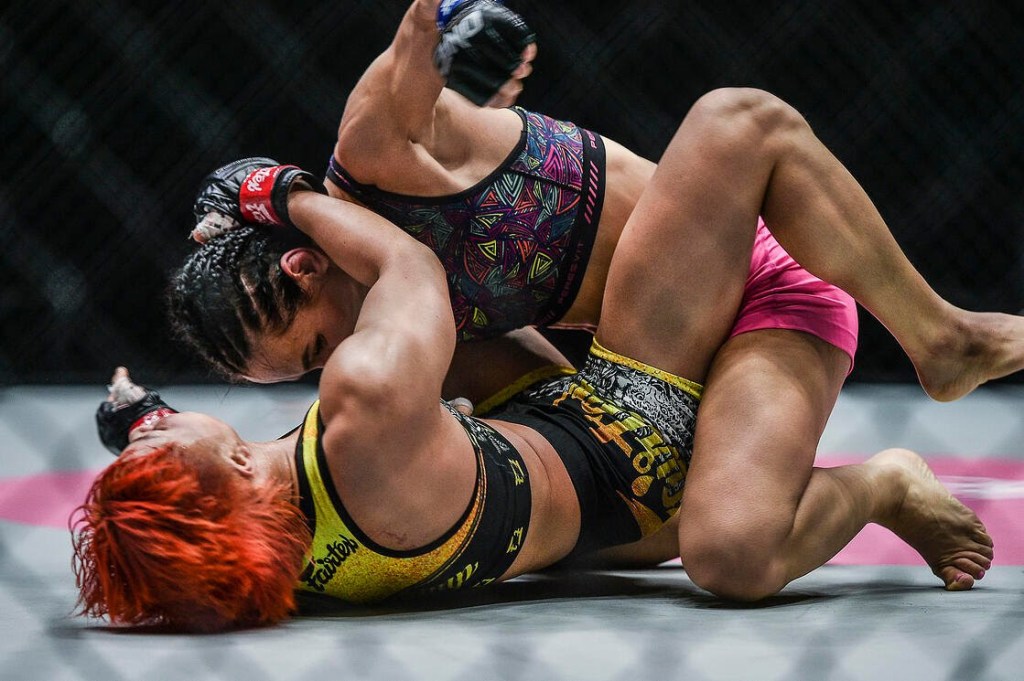 Alyona Rassohyna submitted Stamp Fairtex in her ONE debut (ONE Championship)