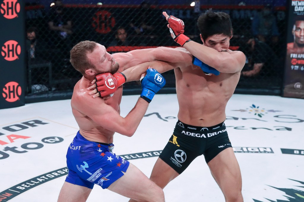 Dan Moret lands a left cross to Goiti Yamauchi